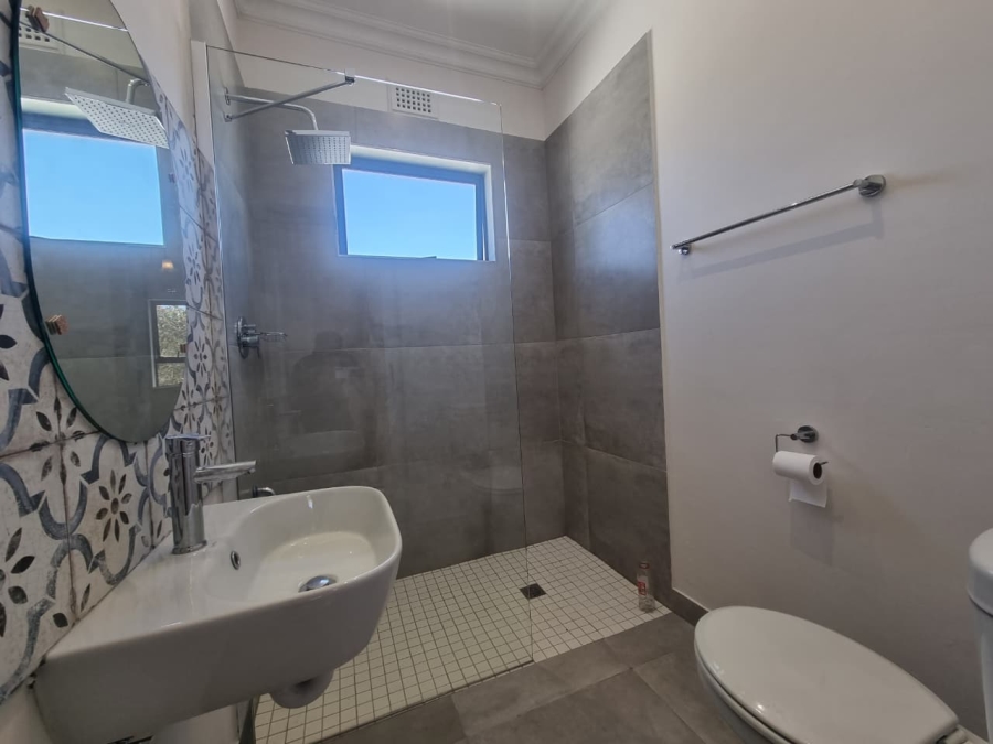 To Let 3 Bedroom Property for Rent in Rondebosch East Western Cape